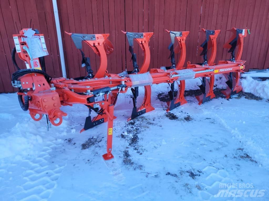 Kubota RM 3005V Oboustranné pluhy