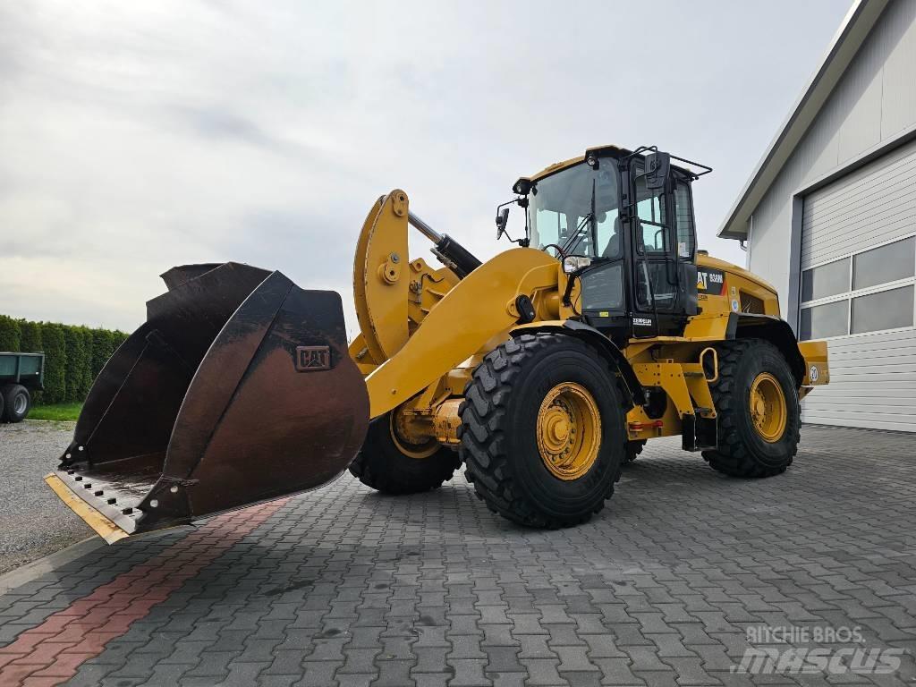CAT 938 M Kolové nakladače