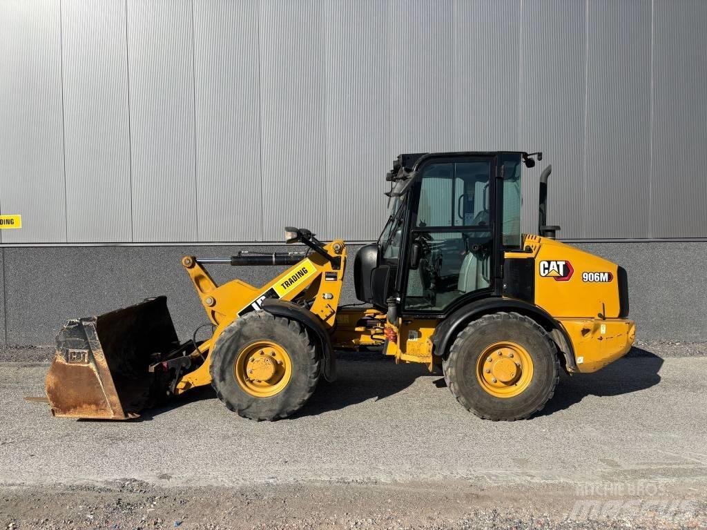 CAT 906 M Kolové nakladače