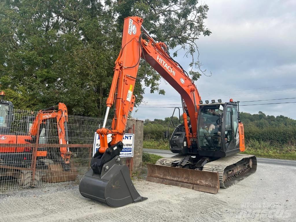 Hitachi ZX 135 US-6 Pásová rýpadla
