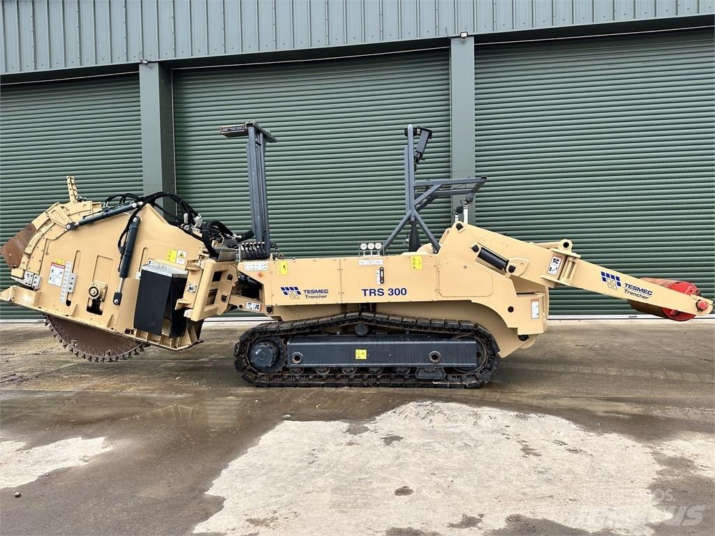 Tesmec TRS300/140 Rýhovače