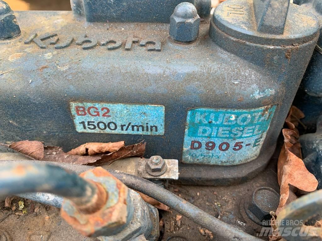 Kubota D 905E ENGINE Motory