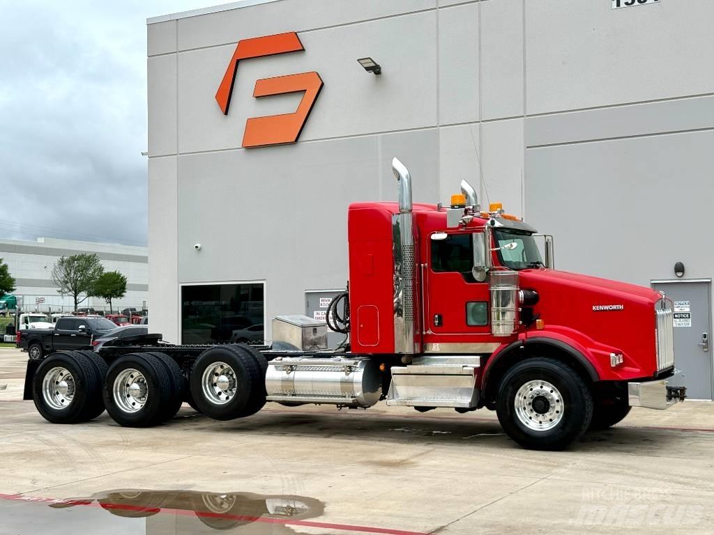 Kenworth T 800 Tahače