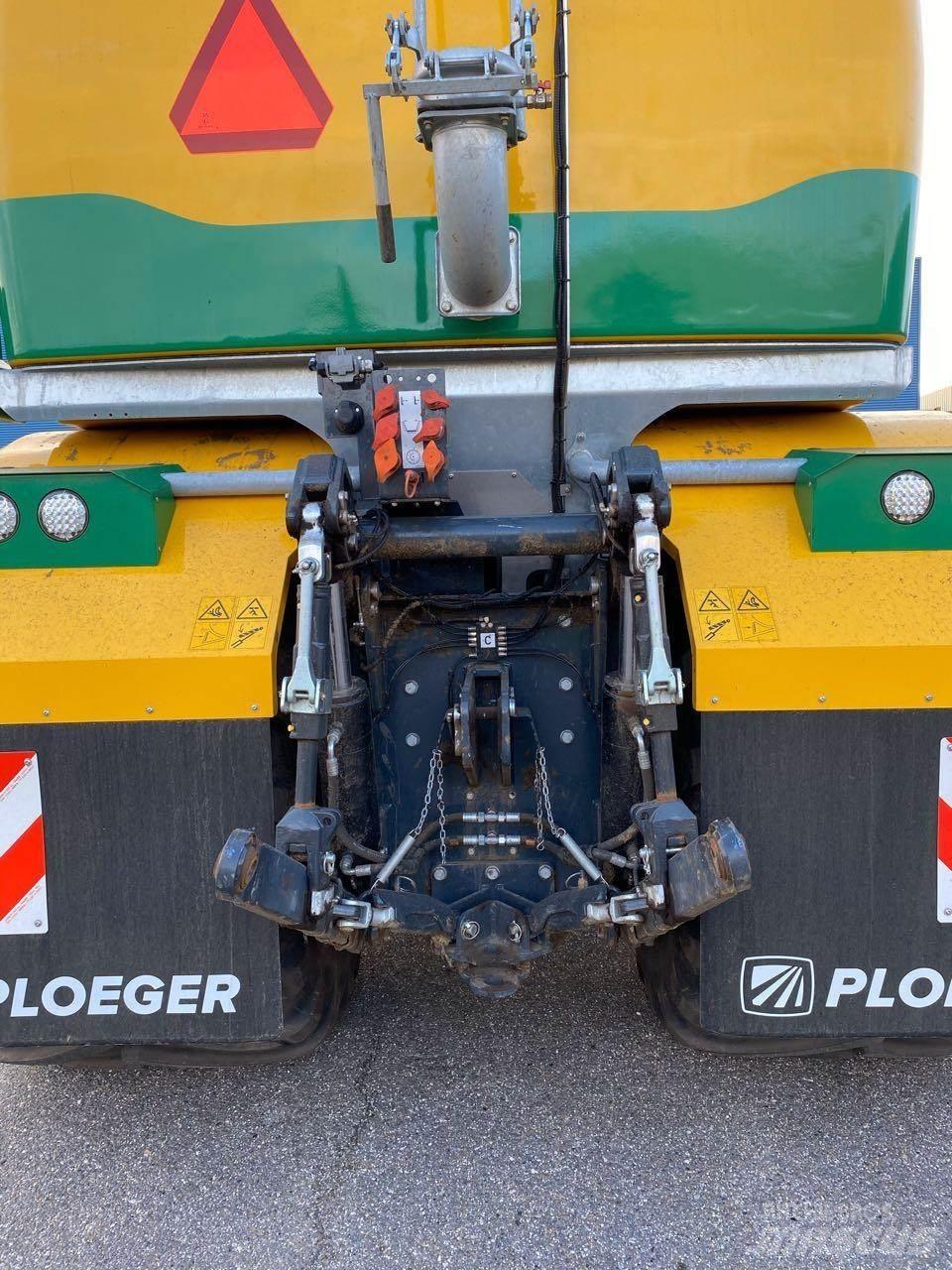 Ploeger AT 4103 Rozmetadla chlévské mrvy