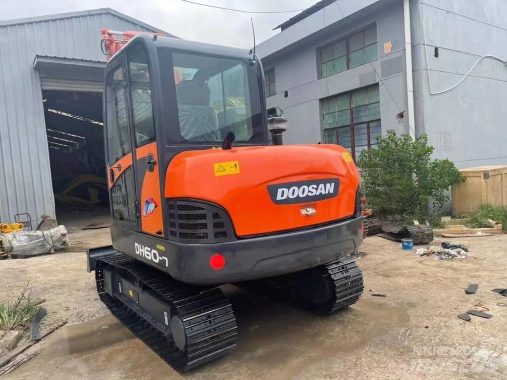 Doosan DH 60-7 Mini rýpadla < 7t