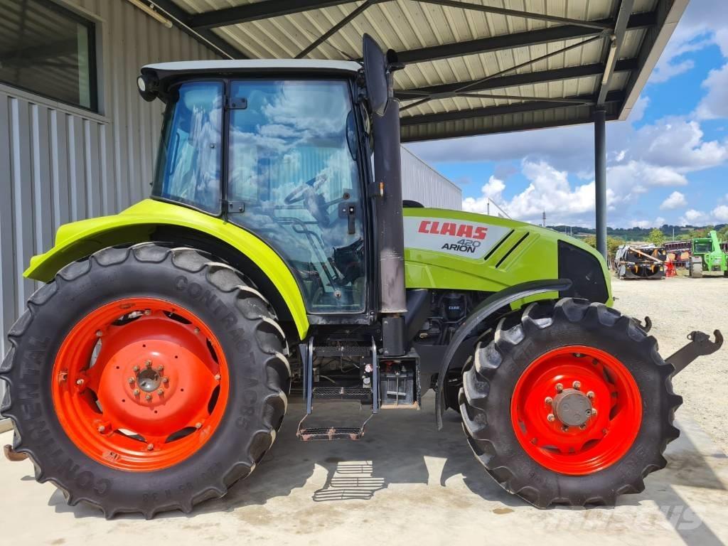 CLAAS Arion 420 Traktory