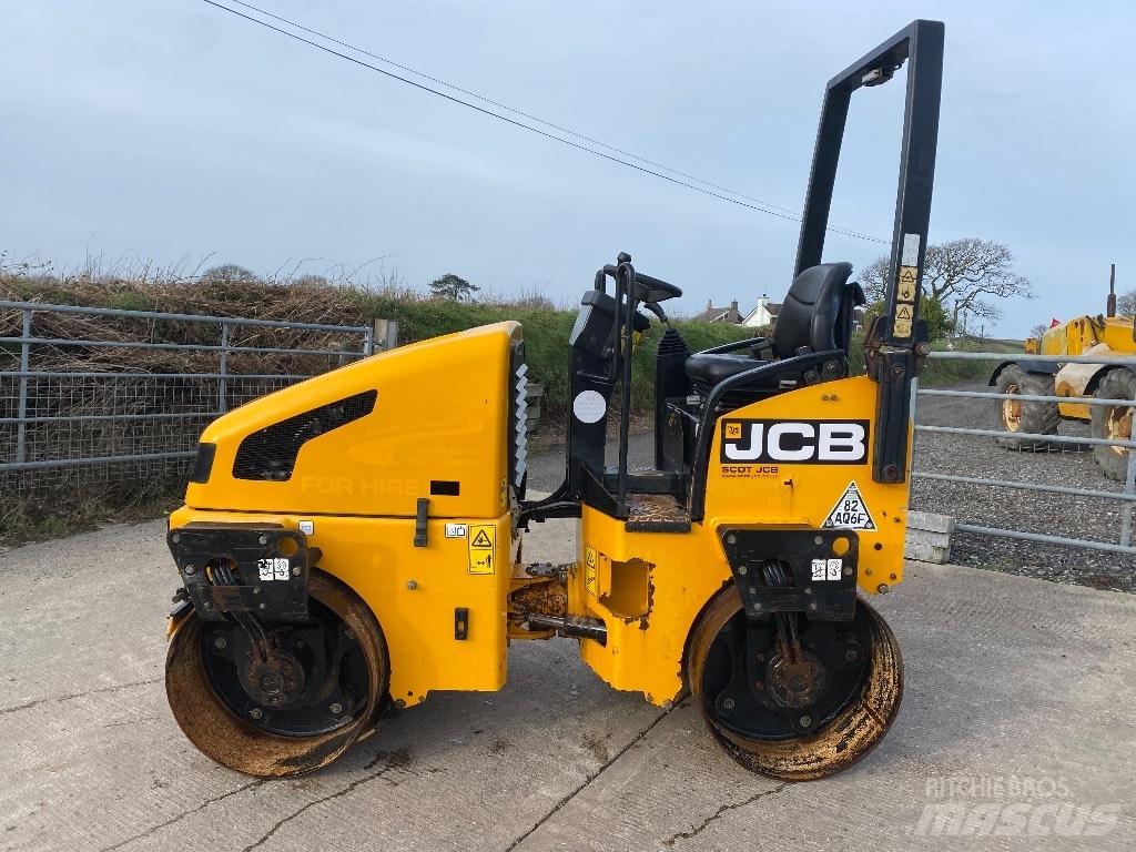 JCB VMT 260-120 Tandemové válce