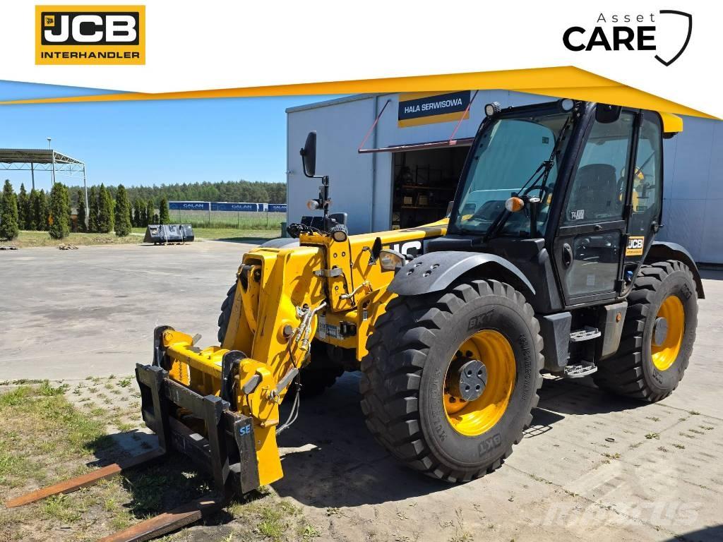 JCB 560-80 Agri Plus Teleskopické kolové nakladače