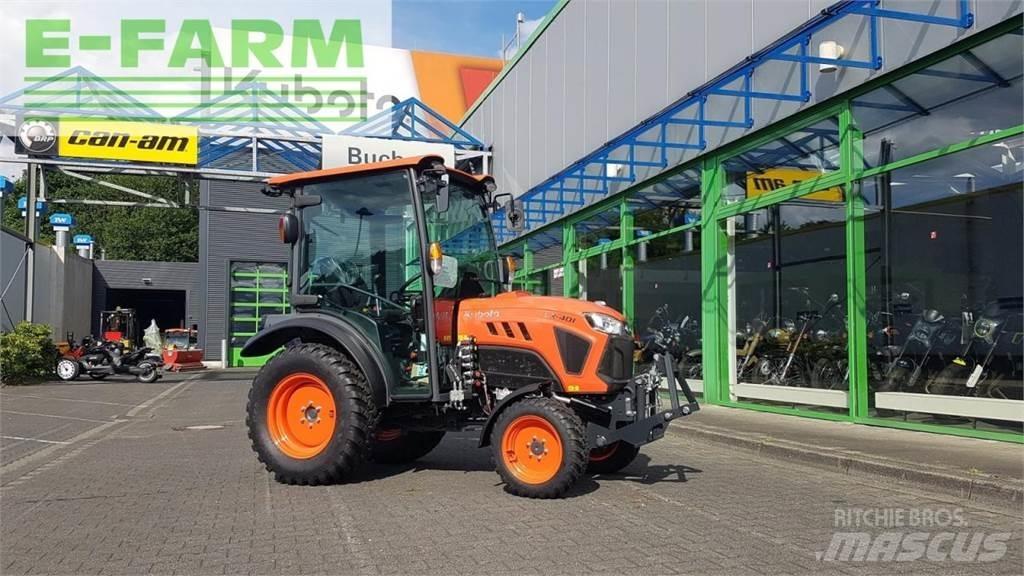 Kubota lx401 cab Traktory