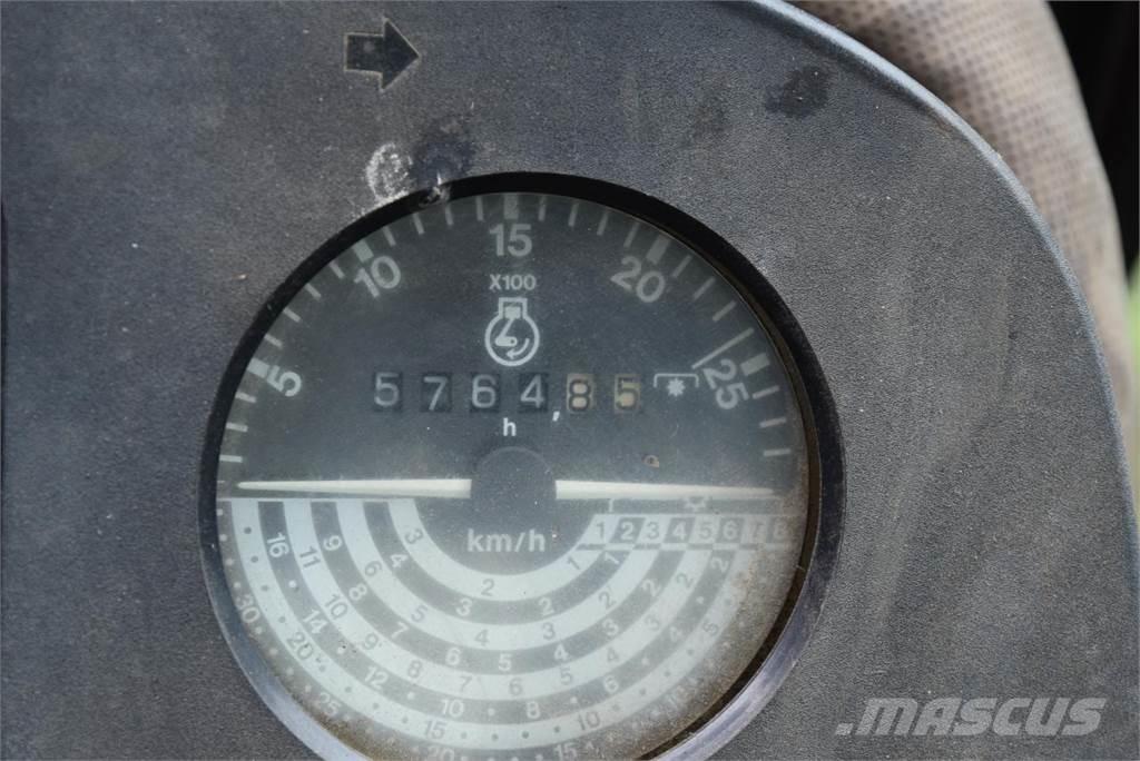 John Deere 1640 Traktory