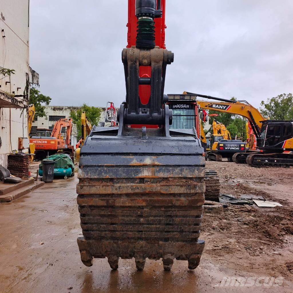 Doosan DX 340 LC Pásová rýpadla