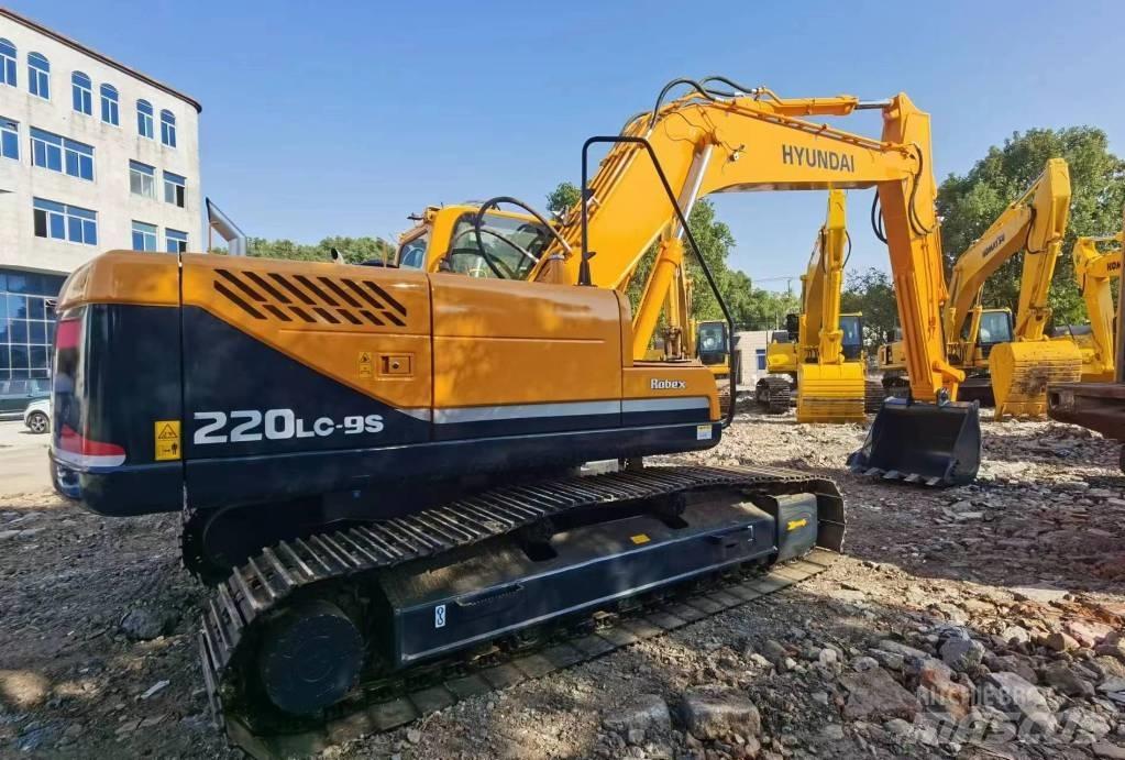 Hyundai R220LC-9S Kolová rýpadla