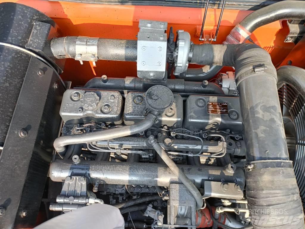 Doosan DX300-9 Pásová rýpadla