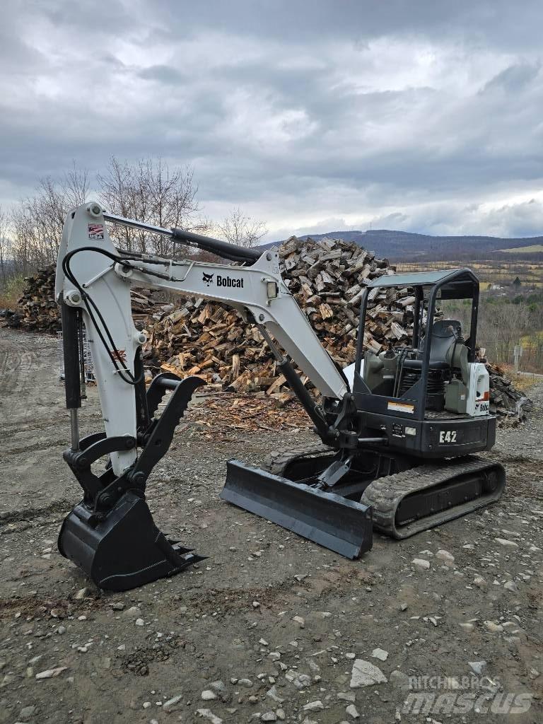 Bobcat E 42 Mini rýpadla < 7t