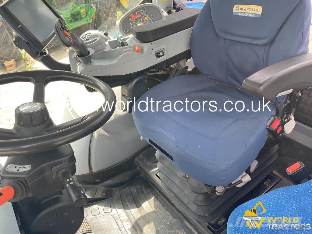 New Holland T 7.210 Traktory