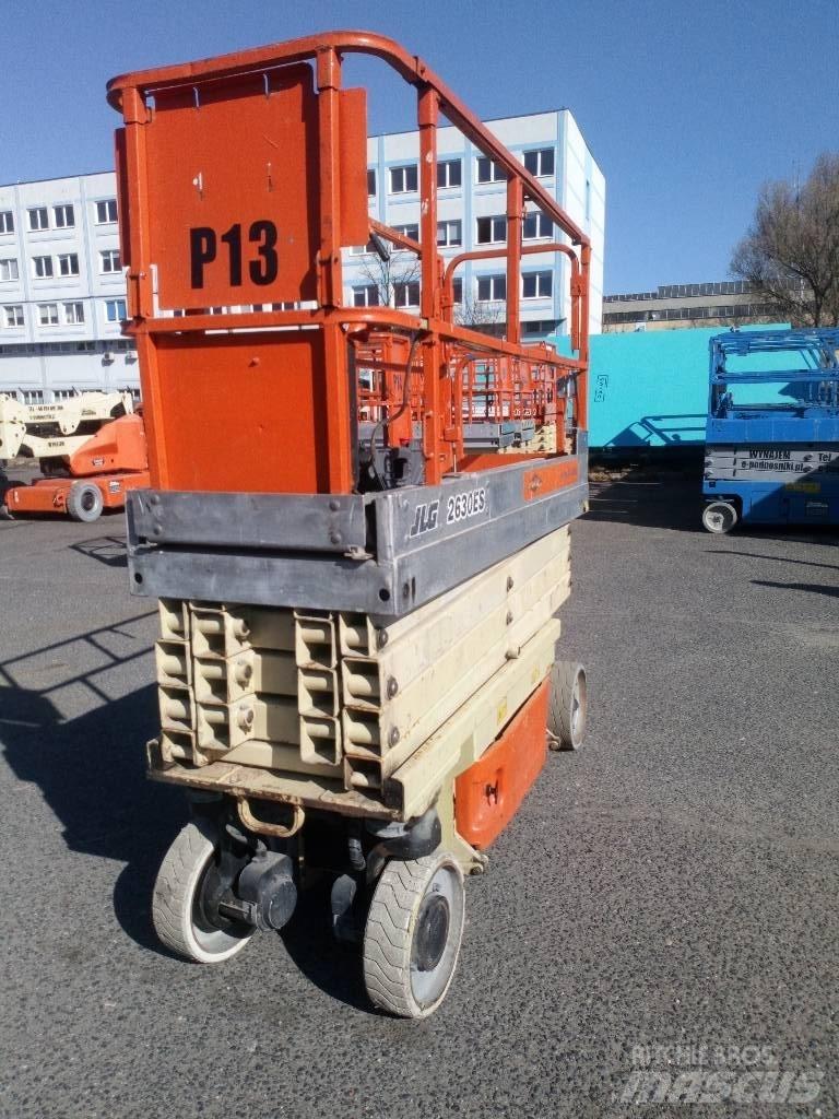 JLG 2630 ES Nůžková zvedací plošina