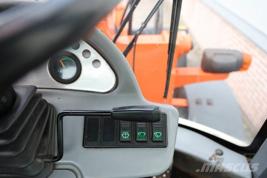 Terex TL120 Kolové nakladače