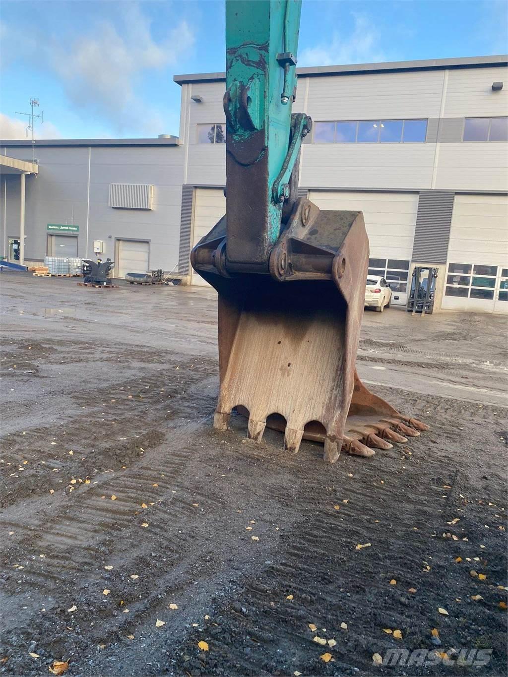 Kobelco SK330LC-6E Pásová rýpadla