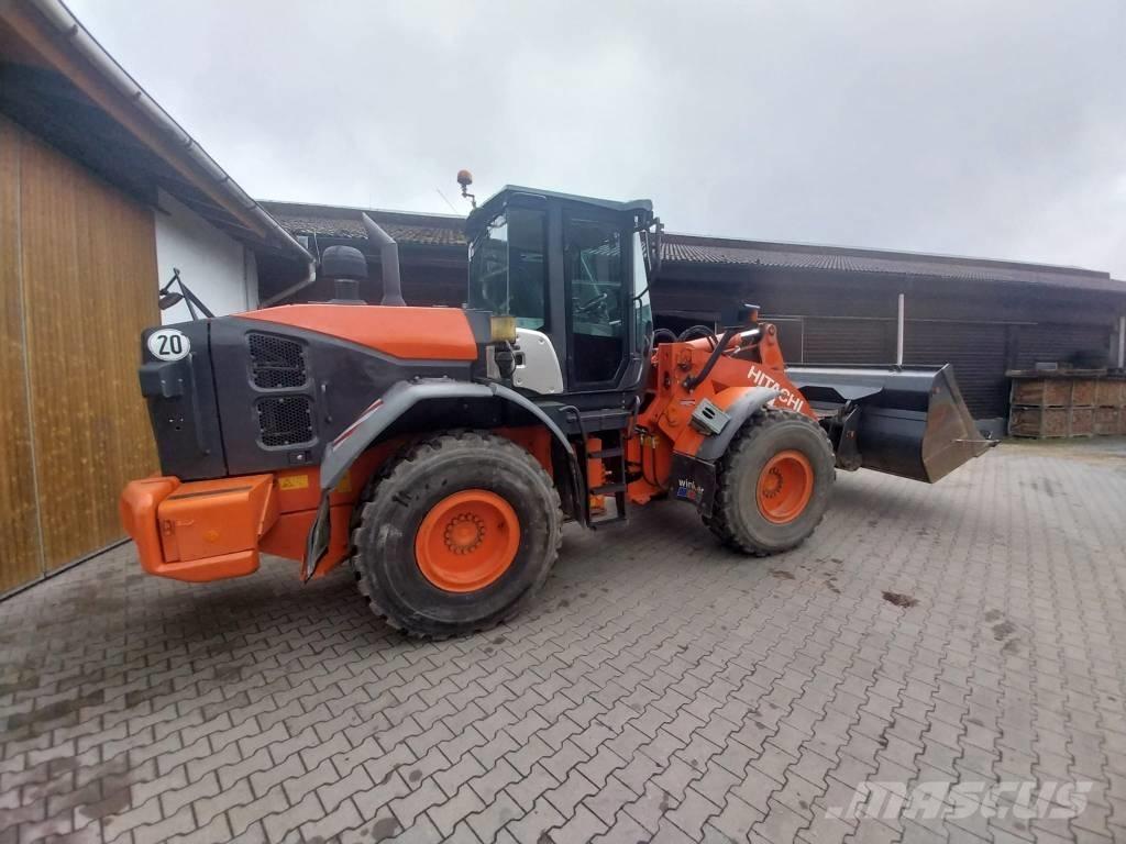 Hitachi ZW 180-5B Kolové nakladače