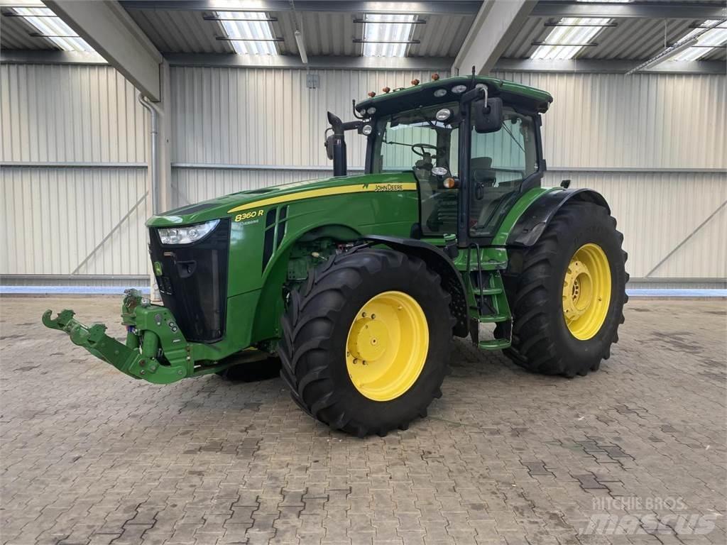 John Deere 8360R Traktory