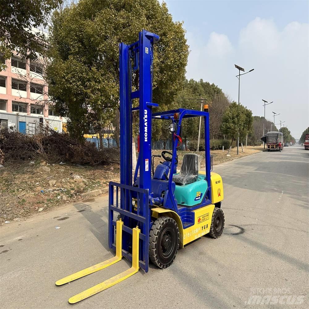 Komatsu FD30-14 Dieselové vozíky