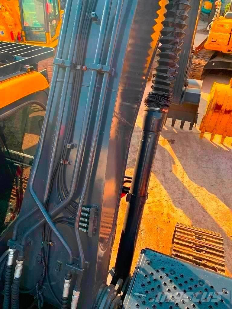 Volvo EC 210 Pásová rýpadla