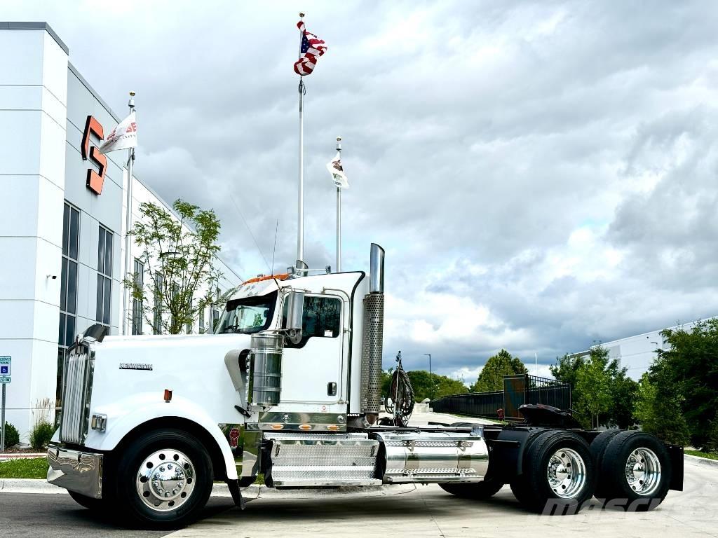 Kenworth W 900 Tahače