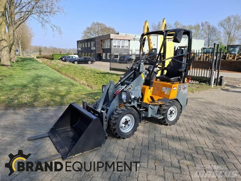 GiANT G1200HD Kolové nakladače