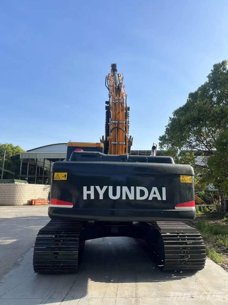 Hyundai R220-9S Kolová rýpadla