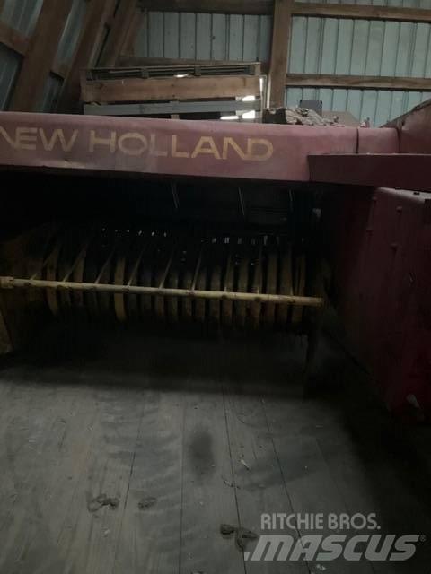 New Holland Hayliner Lis na hranaté balíky