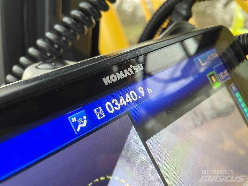 Komatsu PC 138 Rýpadla s dlouhým dosahem