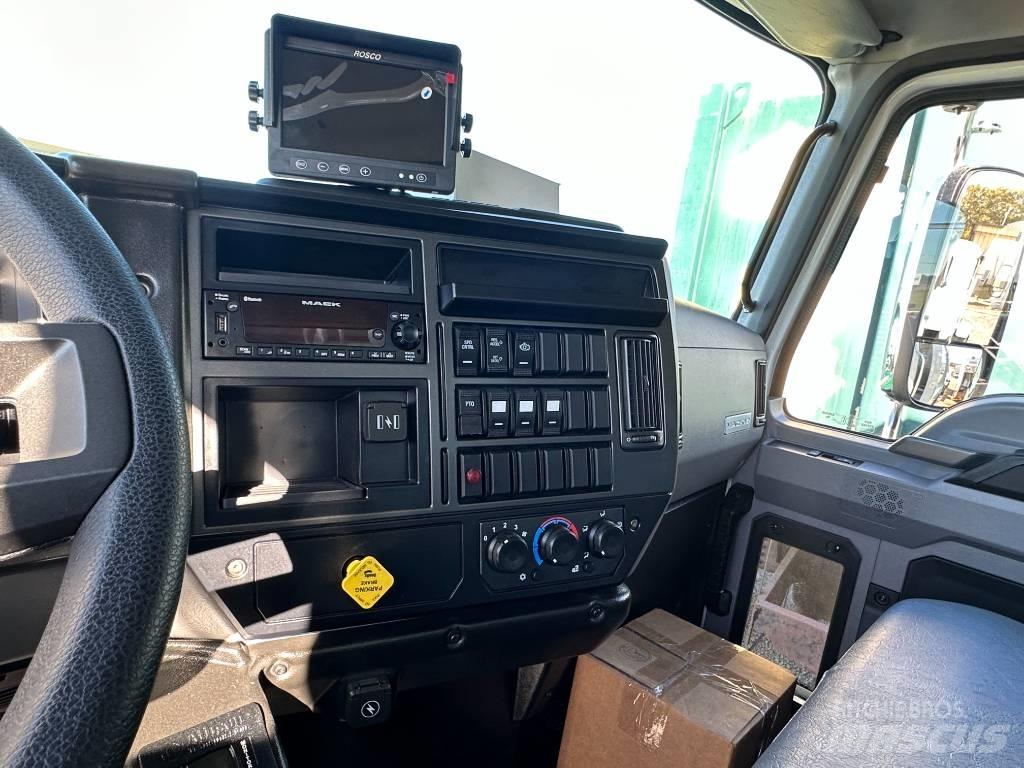 Mack MD6 Popelářské vozy