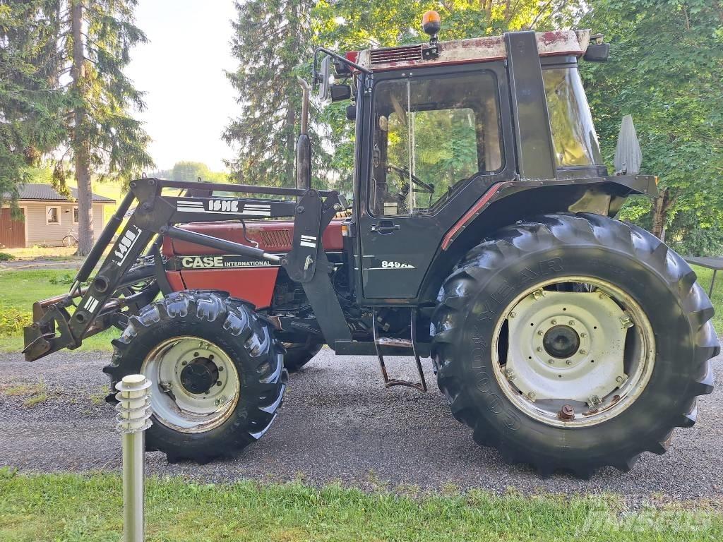 Case IH 845 XL Traktory