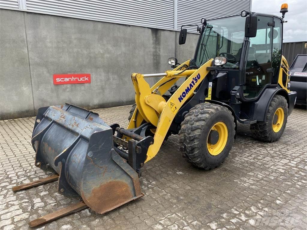 Komatsu WA70M-8EO Víceúčelové nakladače
