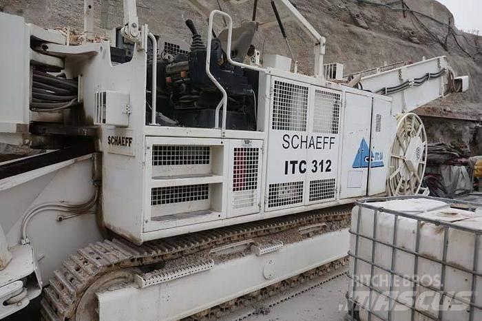 Schaeff ITC312 Povrchové vrtací stroje
