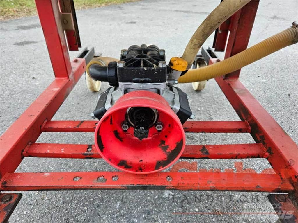 Schmotzer 800 l Tažené postřikovače