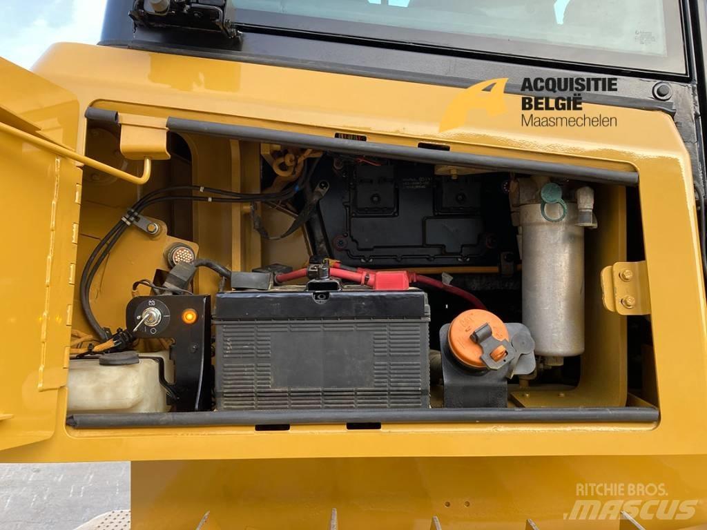 CAT D 6 K 2 LGP Pásové dozery