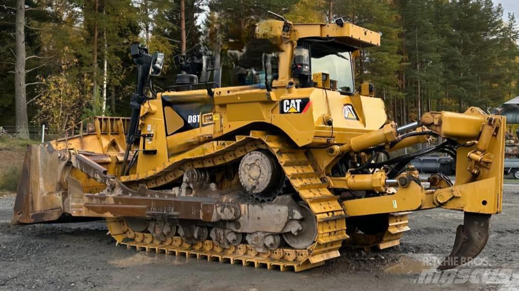 CAT D 8 T Pásové dozery