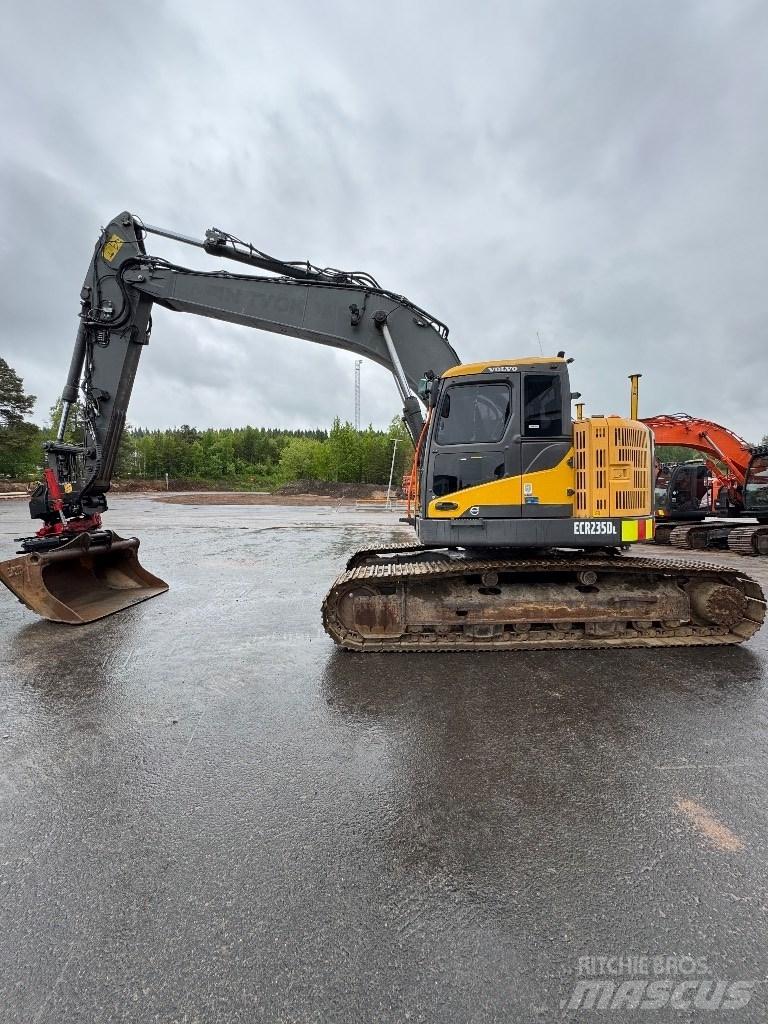 Volvo ECR 235 DL Pásová rýpadla