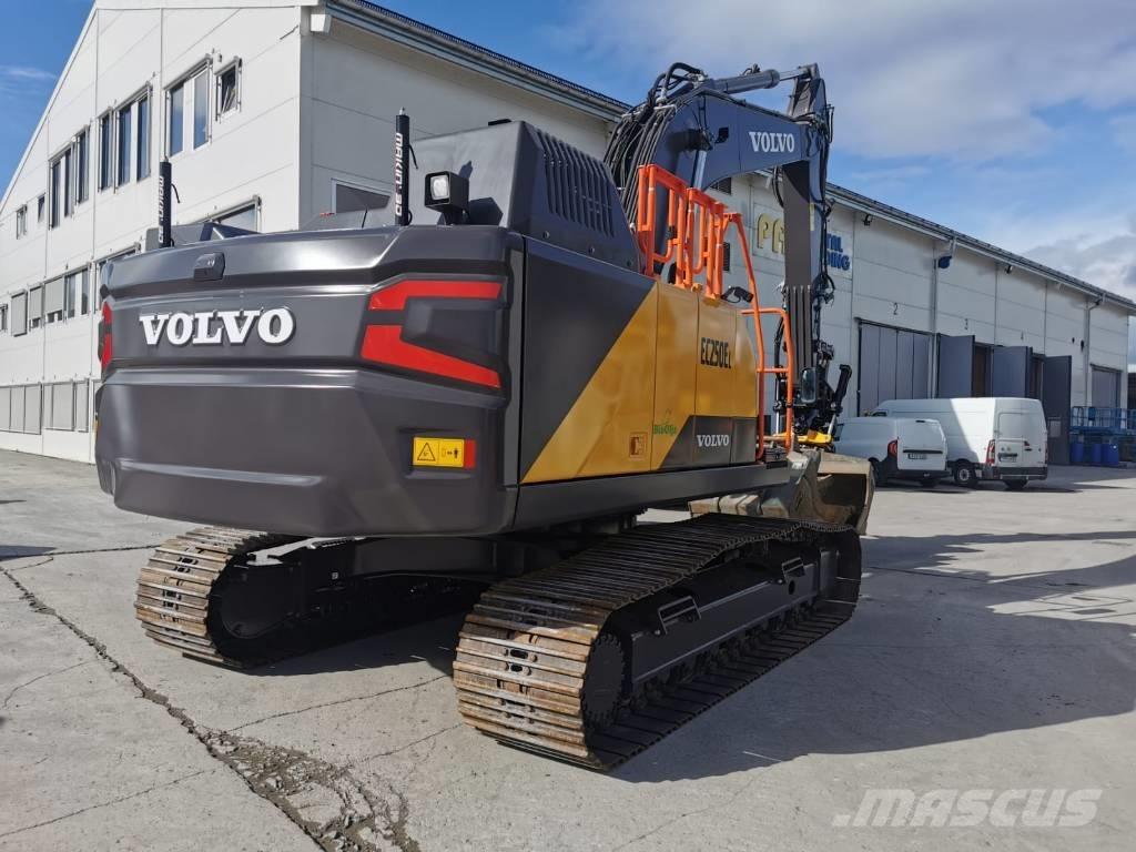Volvo EC 250 EL Pásová rýpadla
