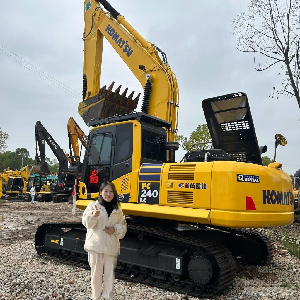 Komatsu PC 240 LC Pásová rýpadla