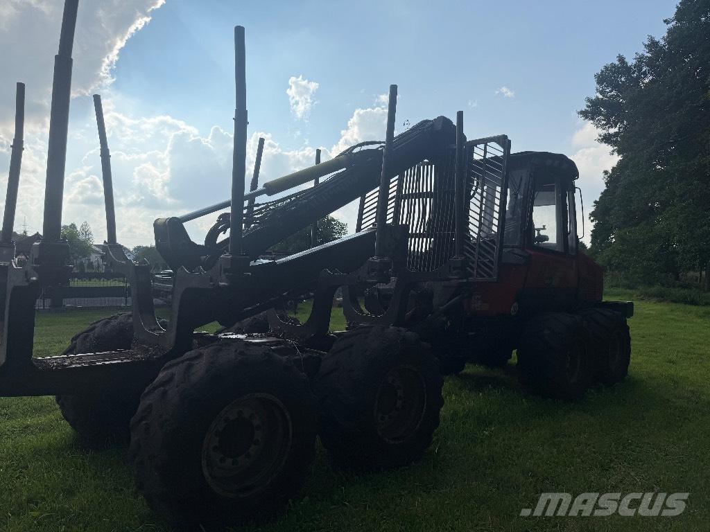 Komatsu 845 Vyvážecí traktory