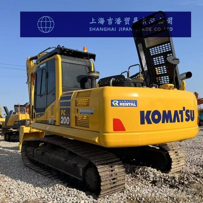 Komatsu PC 200 Pásová rýpadla