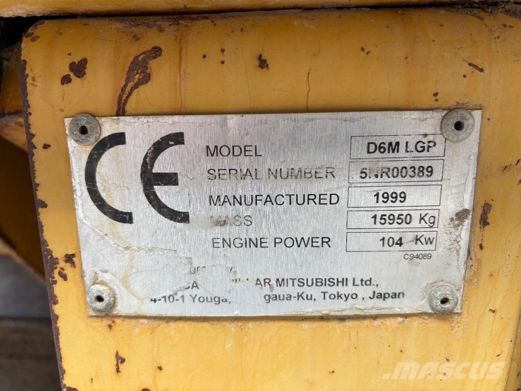 CAT D 6 M LGP Pásové dozery