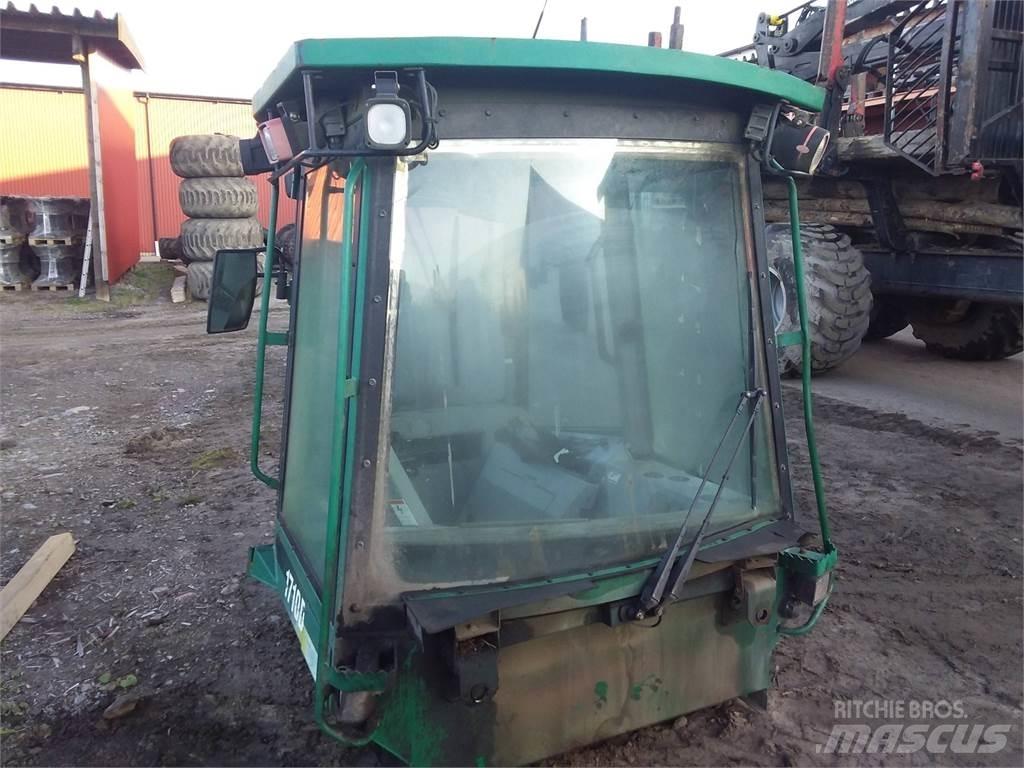 Timberjack 1710d Kabiny a interiér