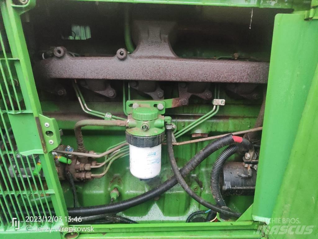 John Deere 6800 Traktory