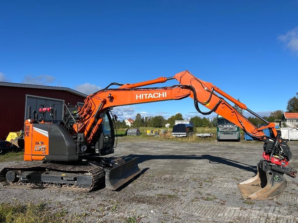 Hitachi ZX 135 US-7 Pásová rýpadla