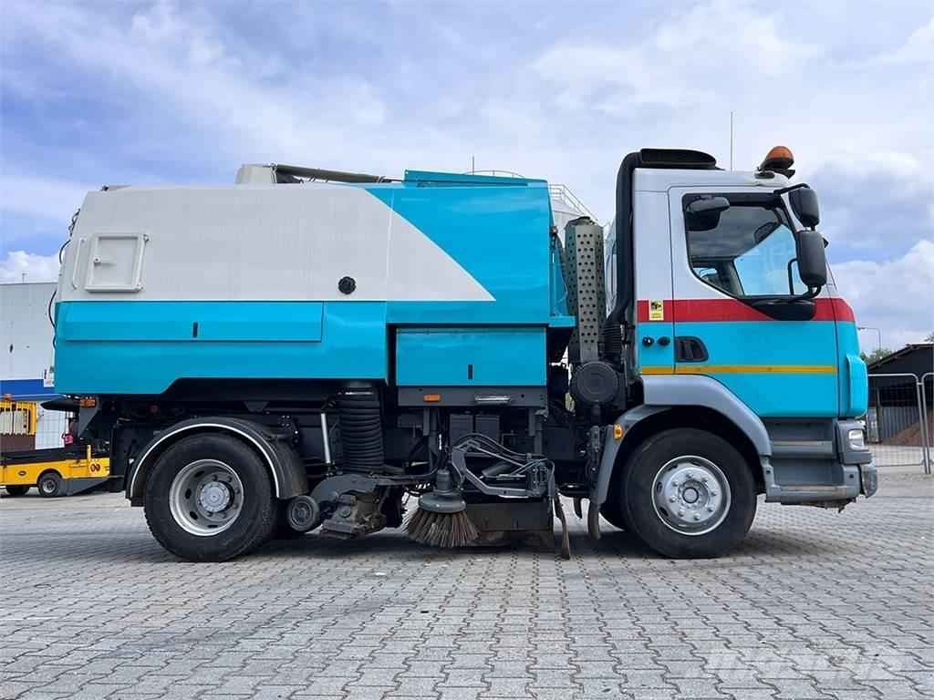 Johnston VT650 Zametací stroje