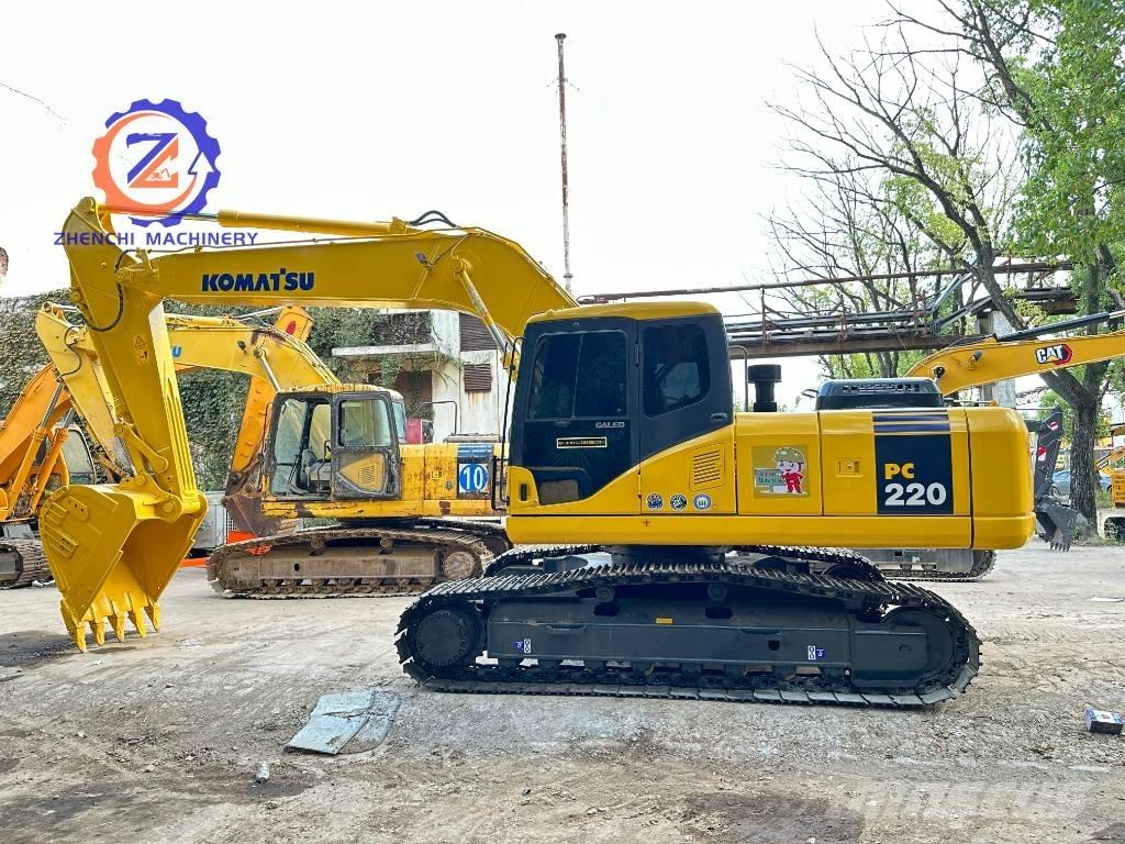 Komatsu PC 220-7 Pásová rýpadla