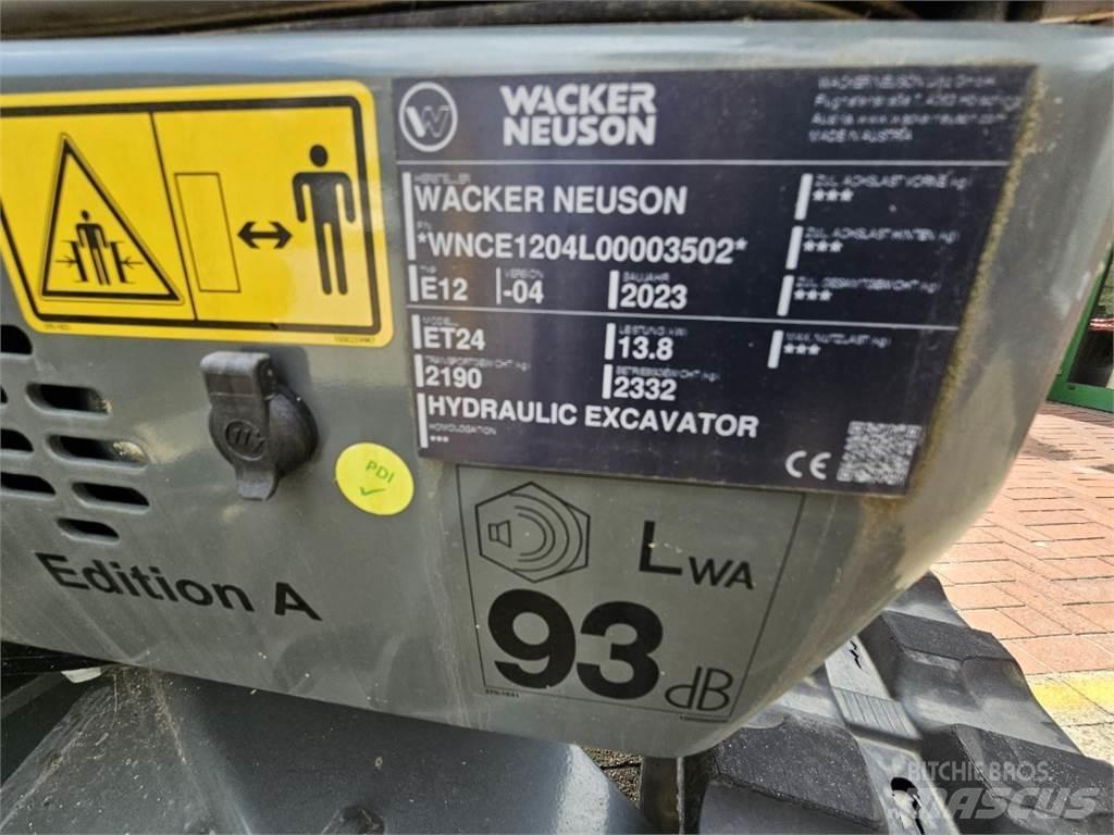 Wacker ET 24 Mini rýpadla < 7t